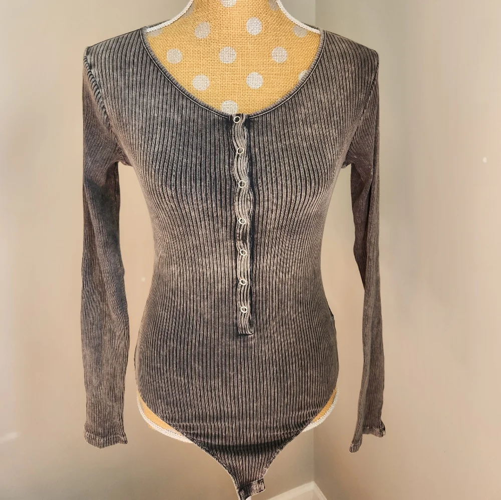 Pink Lily Gray Ribbed Bodysuit - Picture 1 of 4